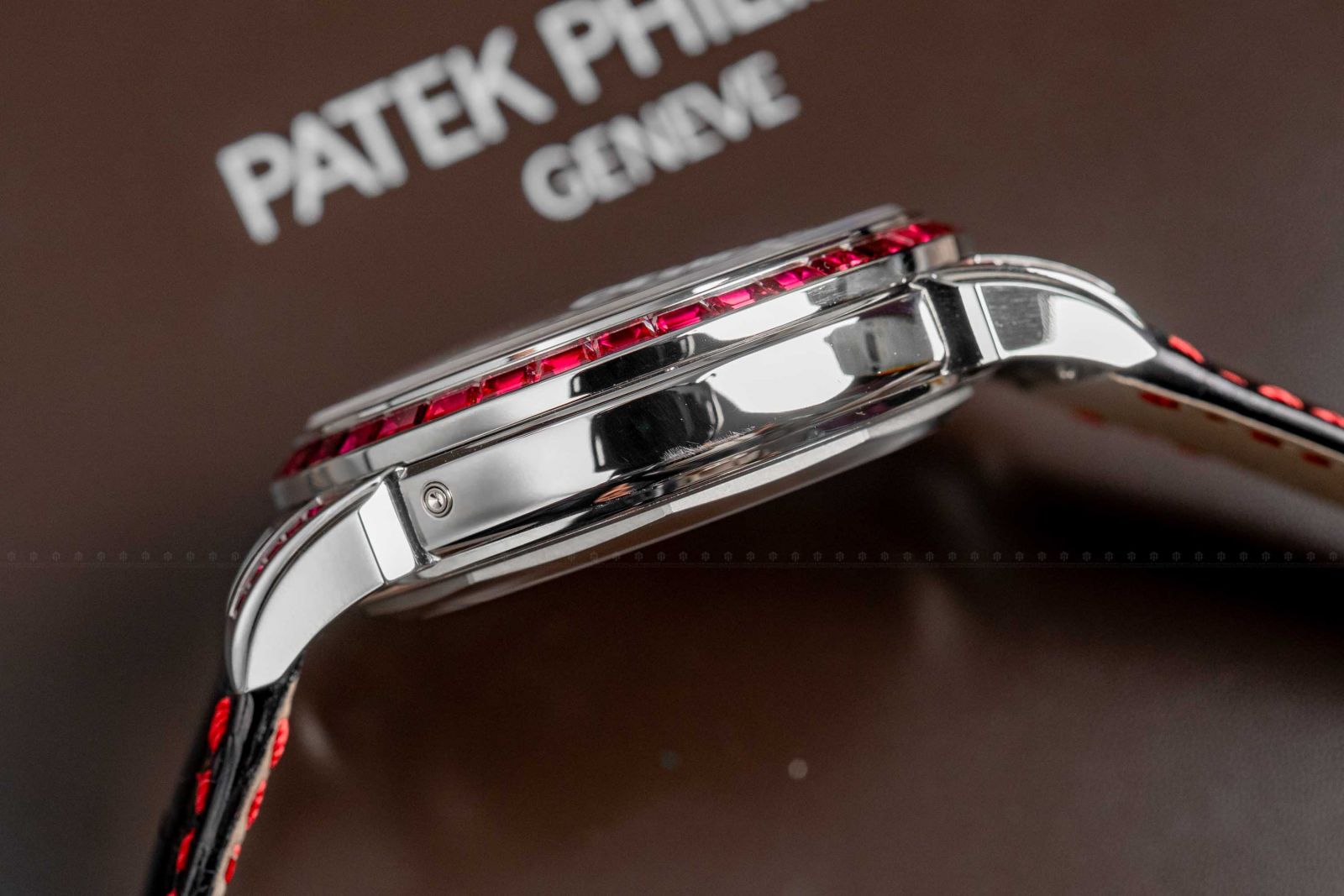 TA LUXURY WATCH